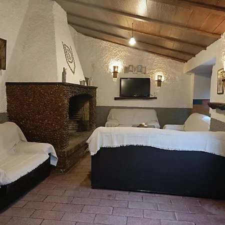 El Meson De Higuera De La Sierra (Huelva)